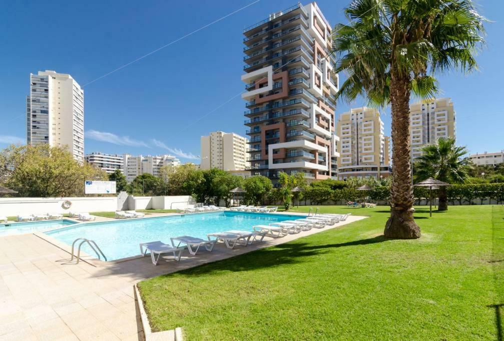 Praia Da Rocha, Algarve Sunny Apartment ปอร์ติเมา ภายนอก รูปภาพ