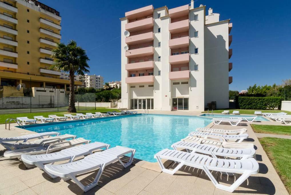 Praia Da Rocha, Algarve Sunny Apartment ปอร์ติเมา ภายนอก รูปภาพ