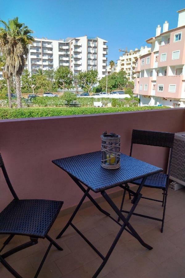 Praia Da Rocha, Algarve Sunny Apartment ปอร์ติเมา ภายนอก รูปภาพ
